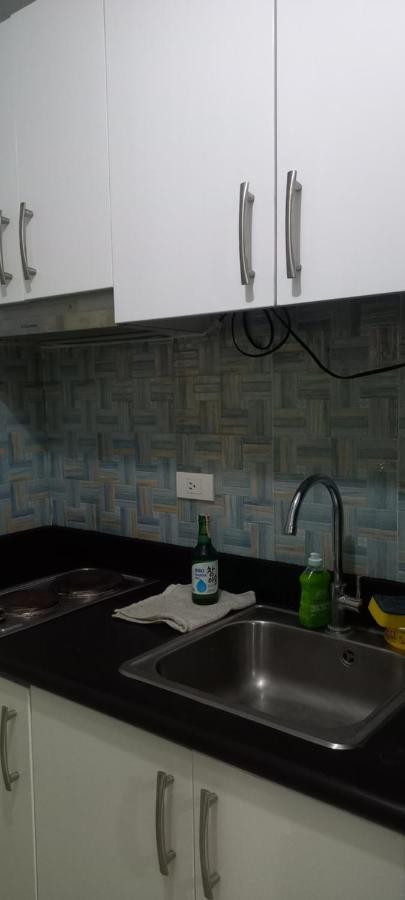 Smdc Jazz Mall 2 Combine Unit With 3 Br 마카티 외부 사진